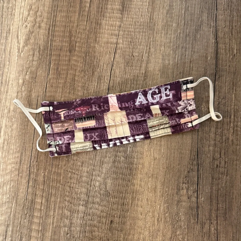 Reusable Purple Patterned Face Mask - Unbranded